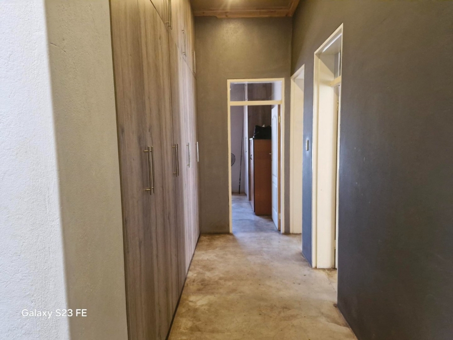 4 Bedroom Property for Sale in Zoutpansdrift North West